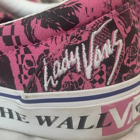LADY VANS Sneakers Shoes Womens 10 Mens 8.5 Azalea Pink & Black Off Wall Lace Up - Picture 9 of 11